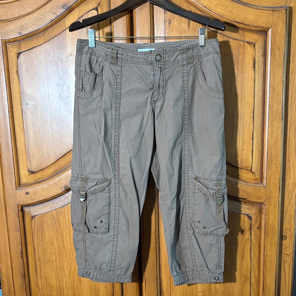 GAP Women's Cargo Capris - Brown
